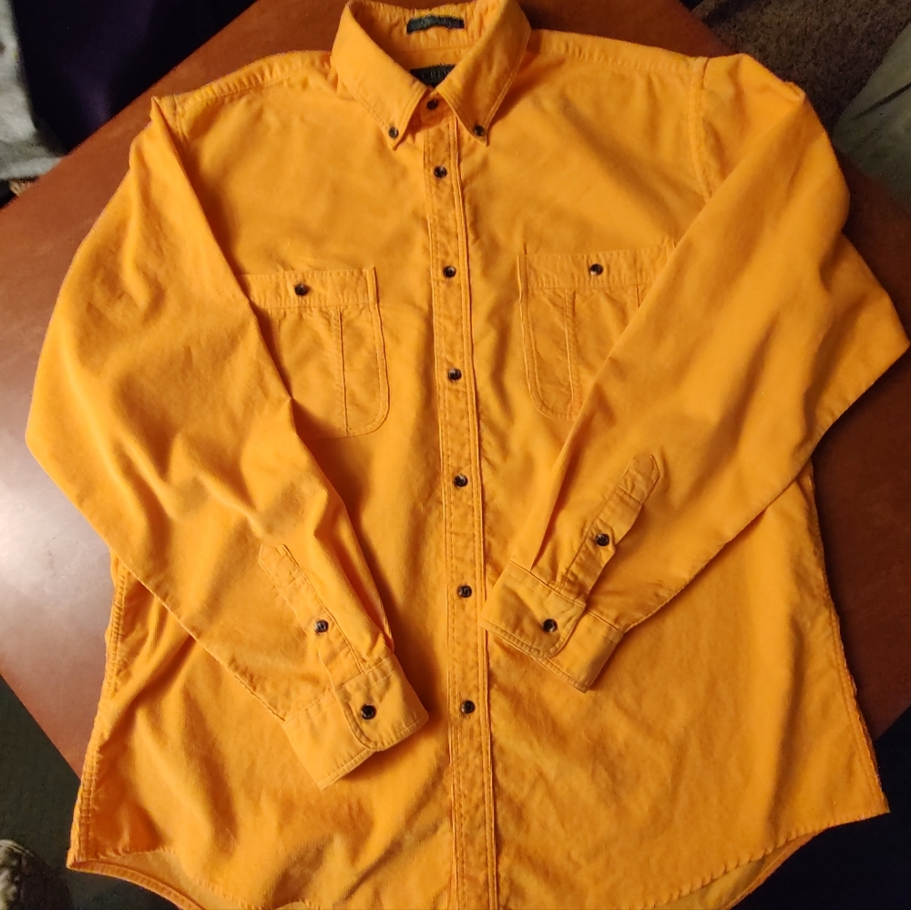 Crew button down corduroy long sleeve shirt. Yellow. Size XL.